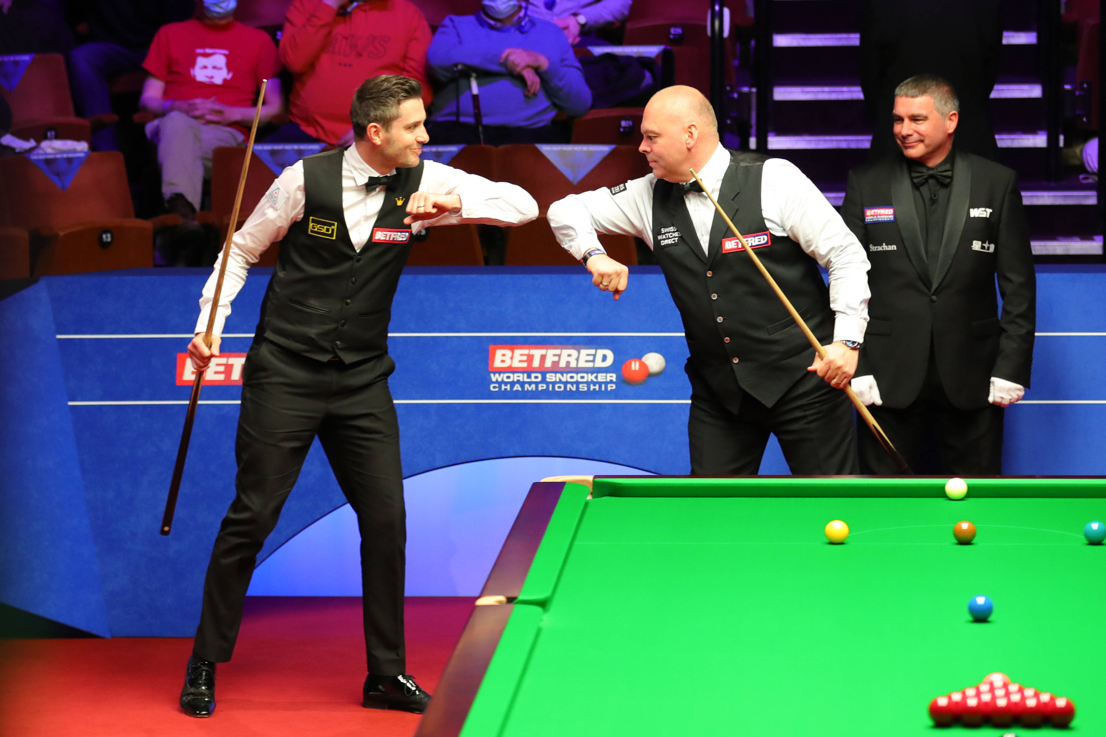 边路推进中 边路推进中